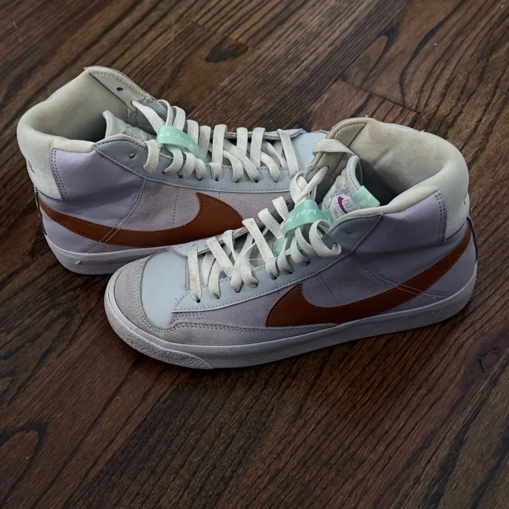 NIKE BLAZER MID 77 GRADE SCHOOL BARELY GRAPE COOPER METALLIC YOUTH - Picture 2 of 10